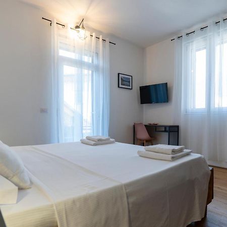Salice Divino Hotel Lezzeno Bagian luar foto