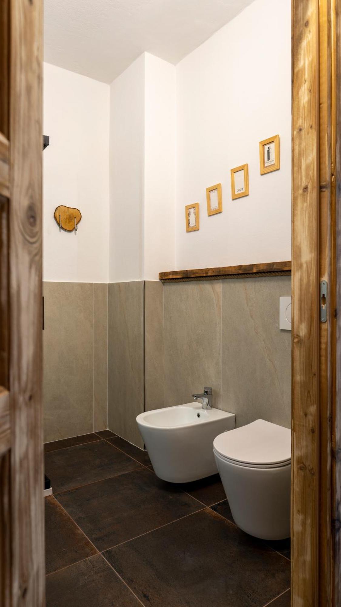 Salice Divino Hotel Lezzeno Ruang foto