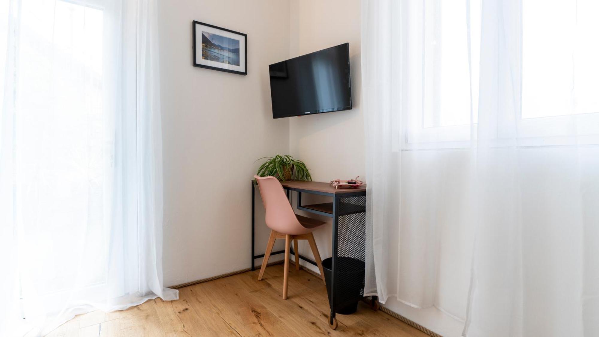 Salice Divino Hotel Lezzeno Ruang foto