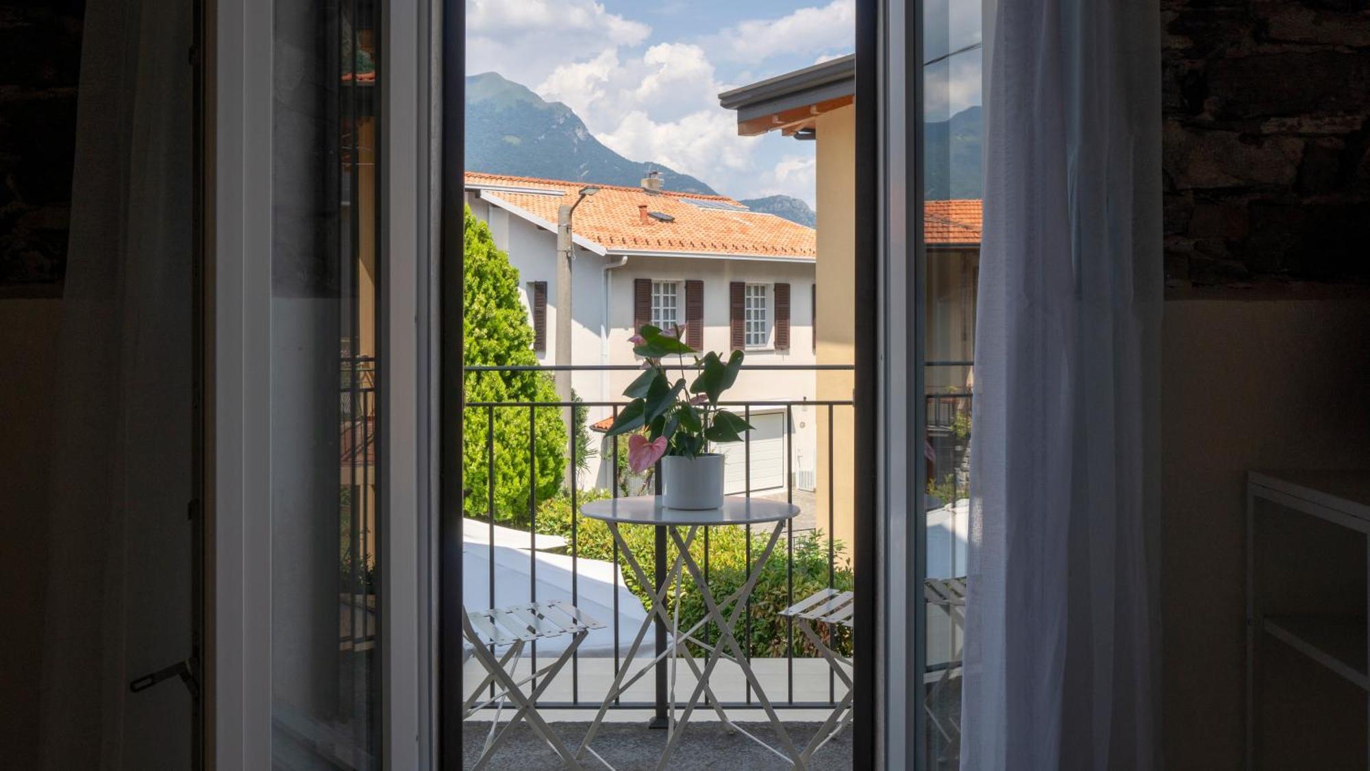 Salice Divino Hotel Lezzeno Ruang foto