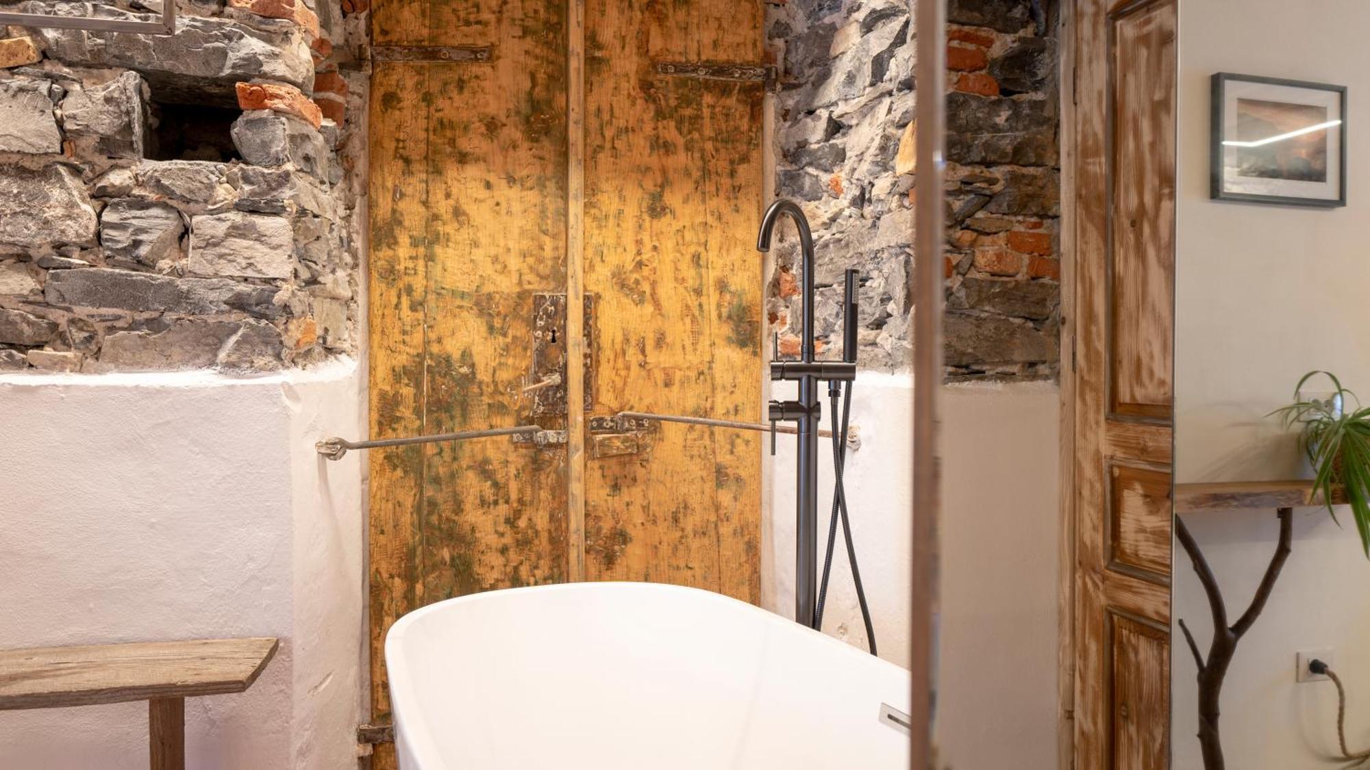 Salice Divino Hotel Lezzeno Ruang foto