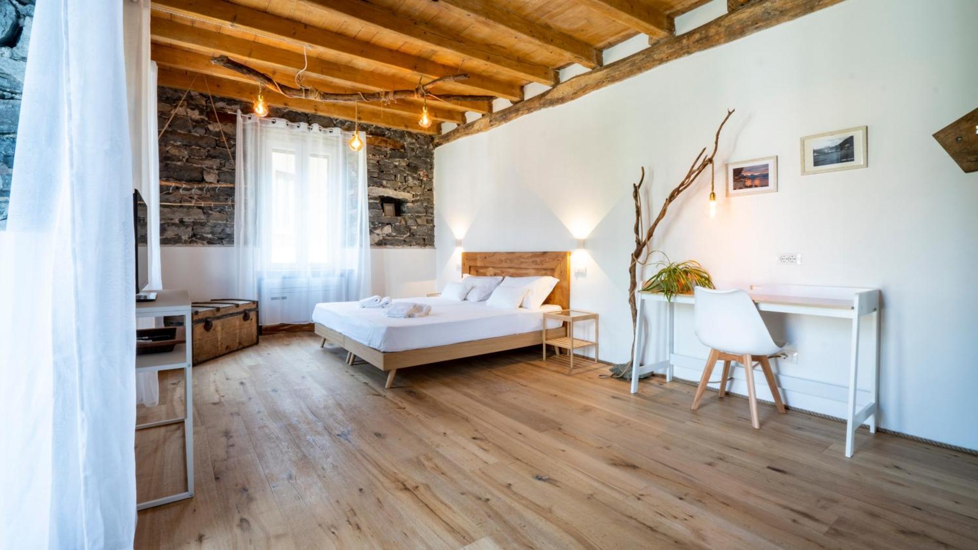 Salice Divino Hotel Lezzeno Ruang foto