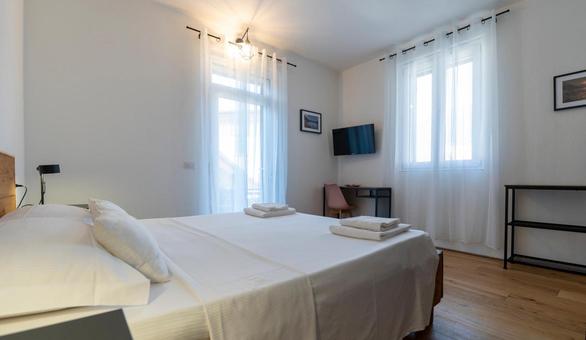 Salice Divino Hotel Lezzeno Bagian luar foto